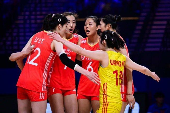 女排世联赛中国1-3负日本遭遇第二败 李盈莹23分